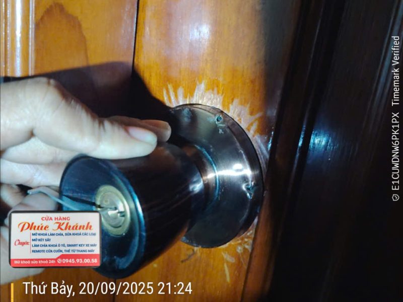 Sửa Khoá Phúc Khánh -Dịch Vụ sửa Khoá tận Nơi TPHCM 24/7 -Thợ mở khoá quận Phú Nhuận